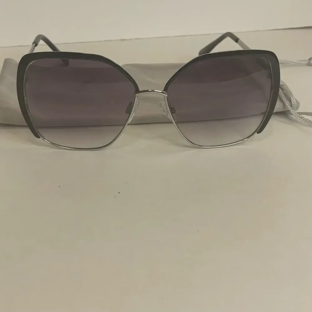 Foster Grant women's aviator-style sunglasses purple ombre lenses with soft case
